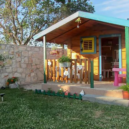Vikendica Gorgeous In With Private Swimming Pool, Be Inside Or Outside